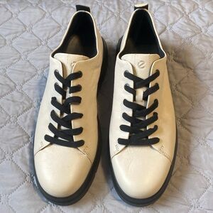 Ecco Nouvelle Lace Up Platform Sneaker